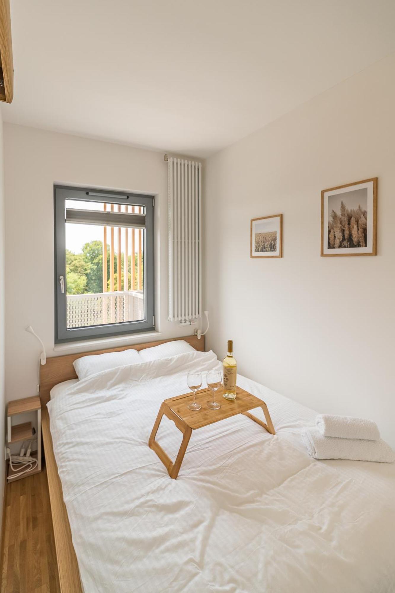 Old Town - Bus&tram Stops Nearby, Balcony - By Rentujemy Apartment *